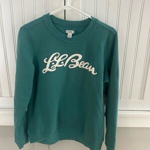 L.L. Bean W's 1912 Sweatshirt Crewneck Logo Script-Teal-Size Small. NEVER WORN